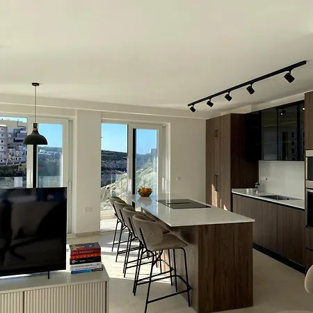 Water's Edge Xlendi With Direct Sea Access