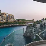 Water's Edge Xlendi With Direct Sea Access