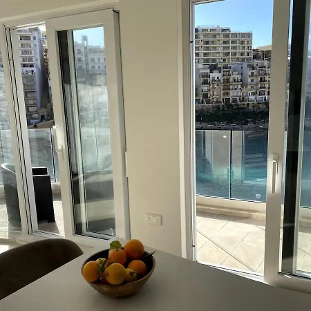 Water's Edge Xlendi Direct Seafront With Private Roof Jacuzzi Munxar