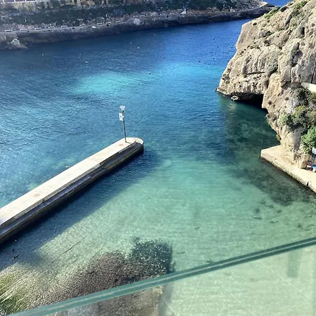 Water's Edge Xlendi Direct Seafront With Private Roof Jacuzzi Apartment Munxar