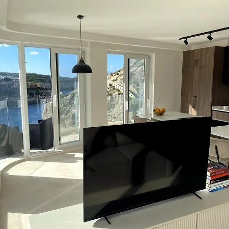 Water's Edge Xlendi Direct Seafront With Private Roof Jacuzzi * Munxar