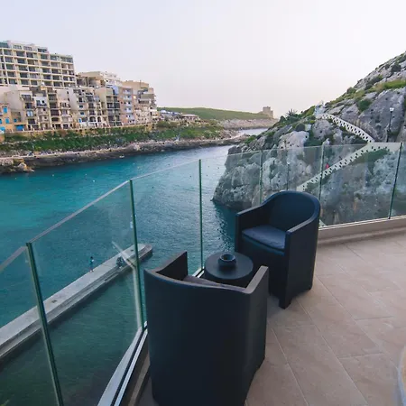 Appartement Water's Edge Xlendi Direct Seafront With Private Roof Jacuzzi
