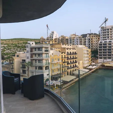Water's Edge Xlendi Direct Seafront With Private Roof Jacuzzi Apartment Munxar