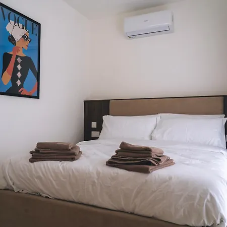 Apartment Water's Edge Xlendi Direct Seafront With Private Roof Jacuzzi