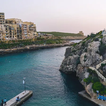 Water's Edge Xlendi Direct Seafront With Private Roof Jacuzzi Apartment Munxar