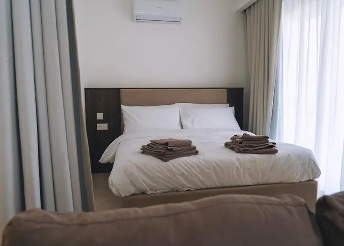 Water's Edge Xlendi With Direct Sea Access *