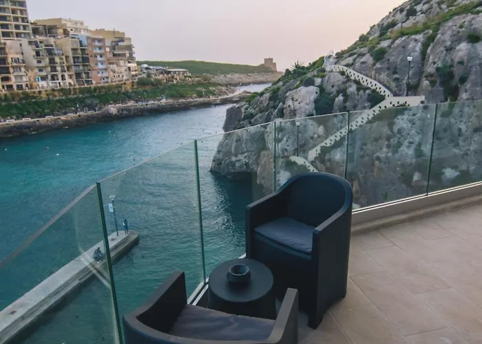 Water's Edge Xlendi With Direct Sea Access Apartament *