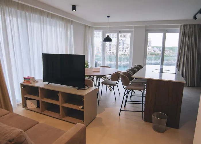 Water's Edge Xlendi With Direct Sea Access Apartment Munxar