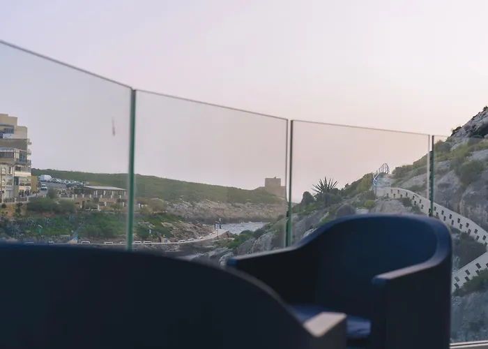 Water's Edge Xlendi With Direct Sea Access *