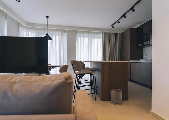 Apartment Water's Edge Xlendi With Direct Sea Access *